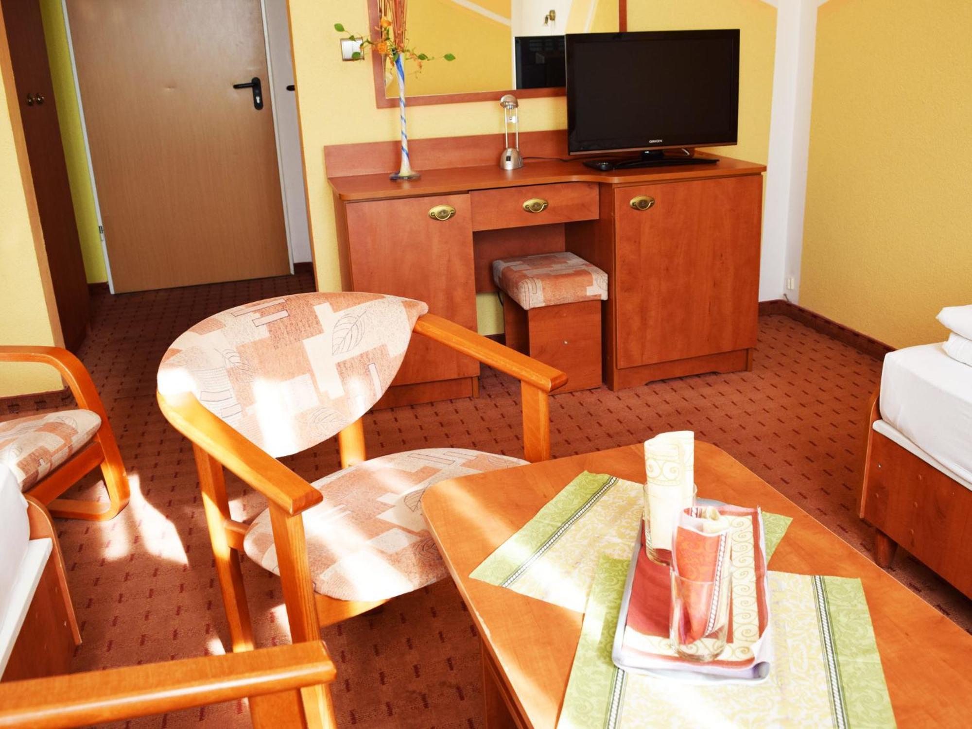 Hotel Jan Zgorzelec Room photo
